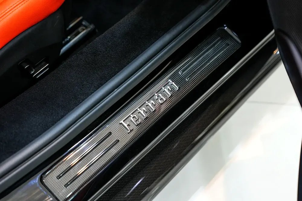 2023 Ferrari 296 GTB, Apple CarPlay, JBL Audio, Carbon Fiber Ext/Int, Dealer Warranty + Service! - Image 13