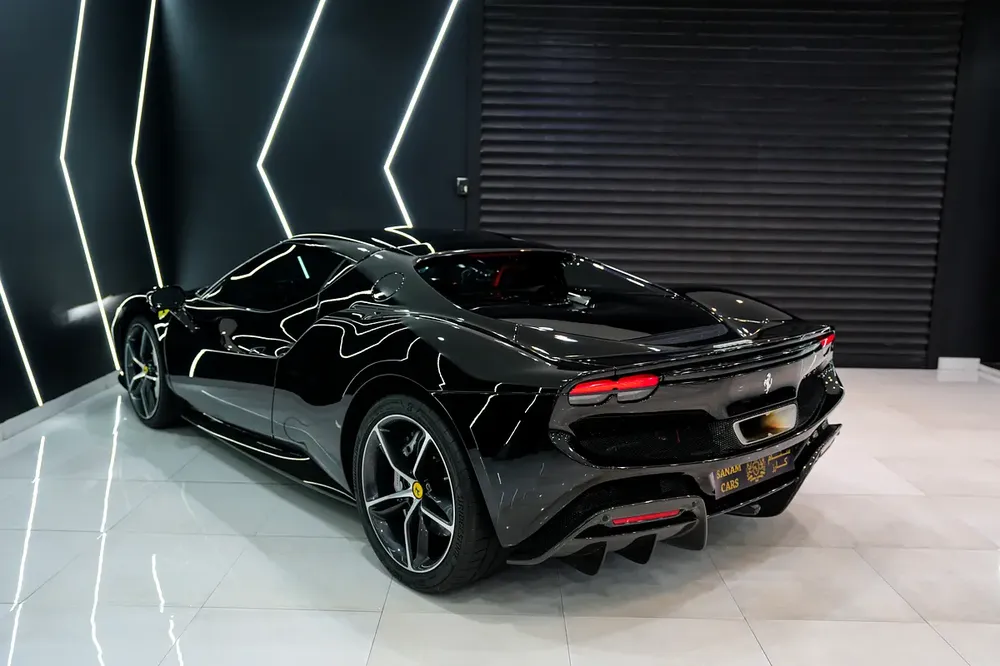 2023 Ferrari 296 GTB, Apple CarPlay, JBL Audio, Carbon Fiber Ext/Int, Dealer Warranty + Service! - Image 18
