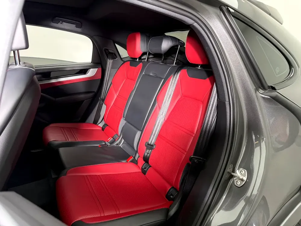 2024 Porsche Cayenne Coupe GCC specs | Low Mileage | Clean Condition - Image 10