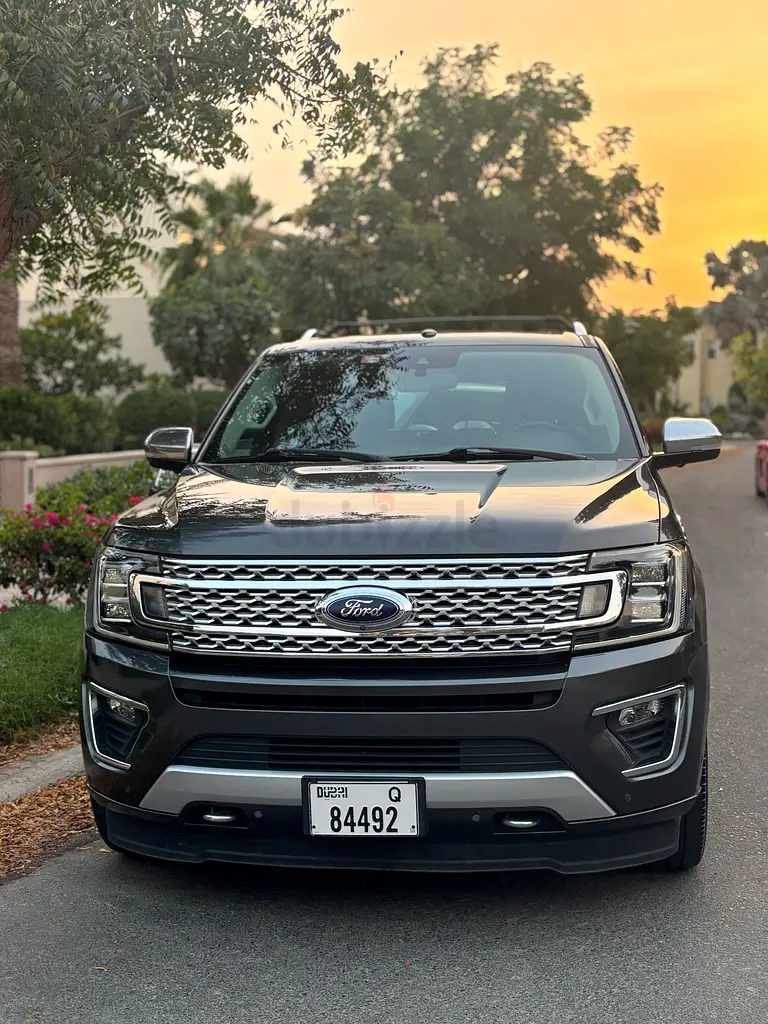 Ford Expedition Platinum - UNDER WARRANTY  SERVICE - Image 4