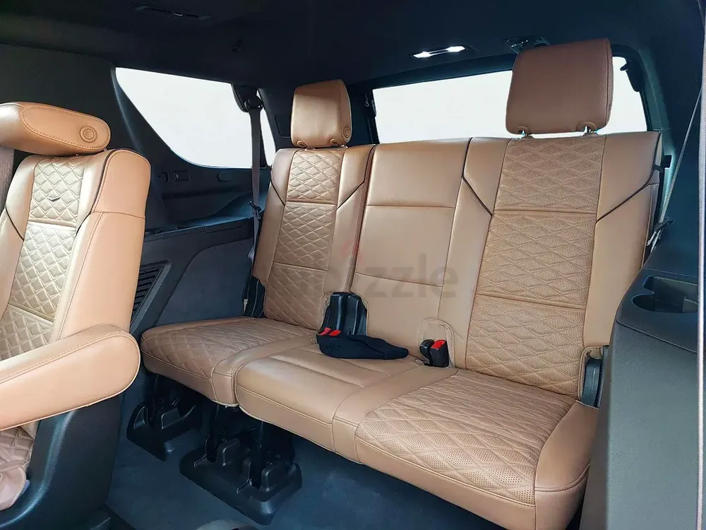 2021 Cadillac Escalade Platinum 6.2L | GCC Specifications - Image 13