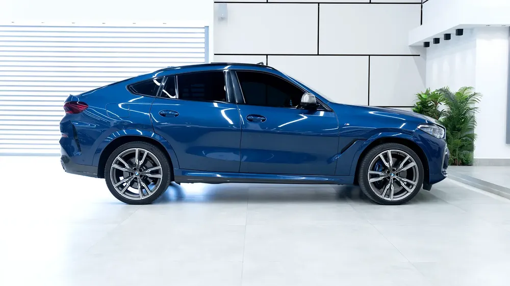 BMW X6 M50i 2022 GCC Specs - Pristine Condition! - Image 5