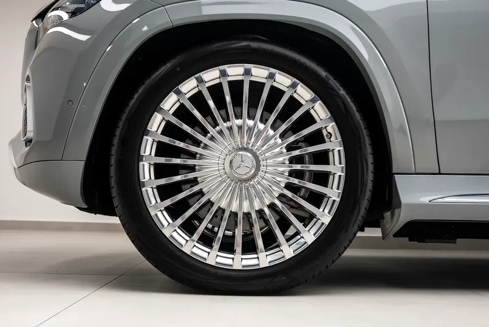 2025 MERCEDES-BENZ GLS 600 MAYBACH | FIRST CLASS PACKAGE | HIGH OPTION - Image 6