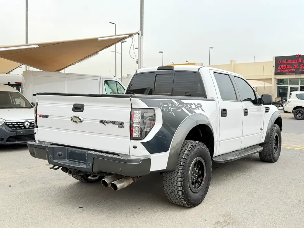 Ford Raptor, 2013 white, 4 doors - Image 13