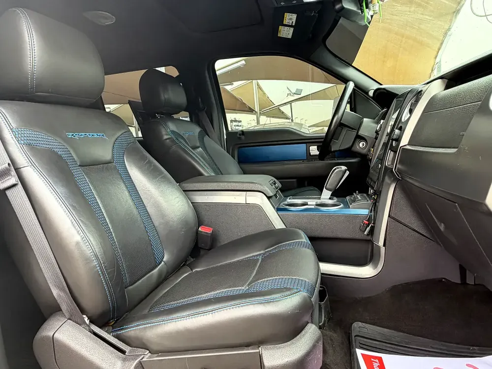 Ford Raptor, 2013 white, 4 doors - Image 15