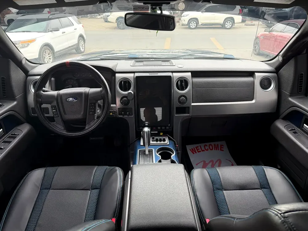Ford Raptor, 2013 white, 4 doors - Image 18