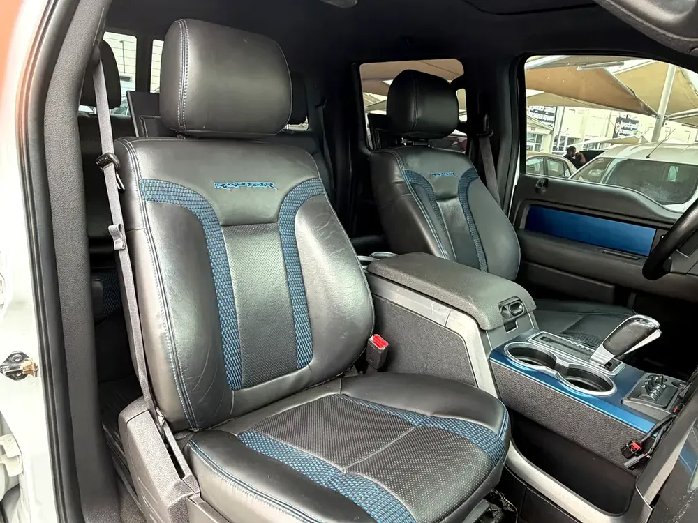 Ford Raptor, 2013 white, 4 doors - Image 19