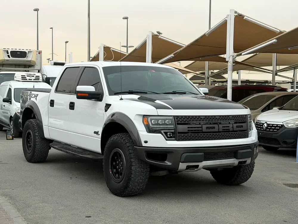 Ford Raptor, 2013 white, 4 doors - Image 4