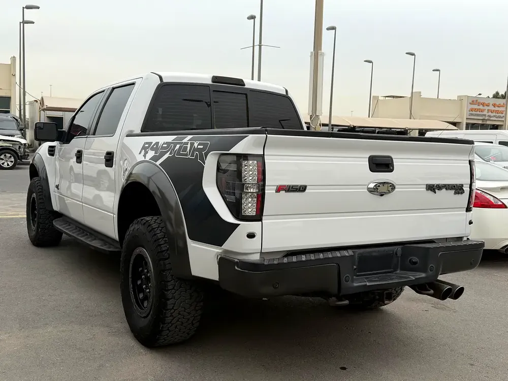 Ford Raptor, 2013 white, 4 doors - Image 9