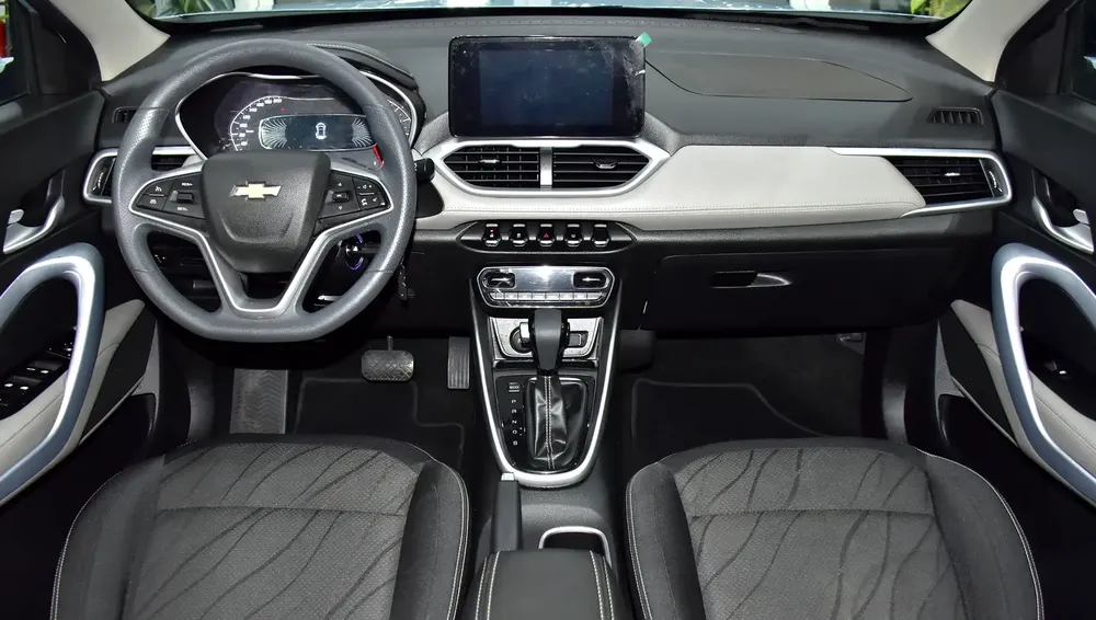 AED 823 EMi at 0% DP | Chevrolet Groove LT ( 2023 Model ) in Blue Color GCC Specs - Image 11