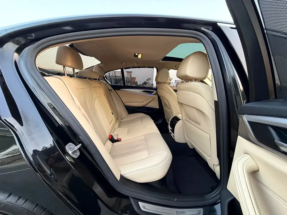 BMW 5-Series 520i 2023 GCC Specs - Pristine Condition - Image 13
