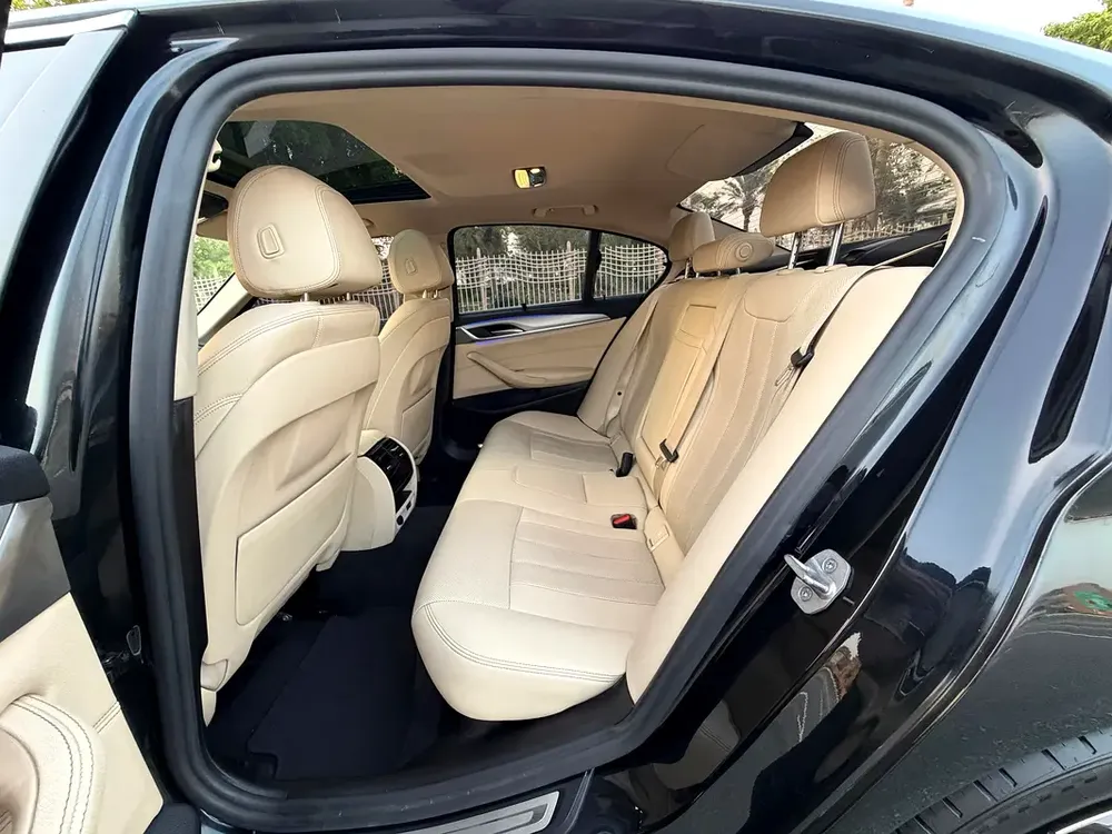BMW 5-Series 520i 2023 GCC Specs - Pristine Condition - Image 14