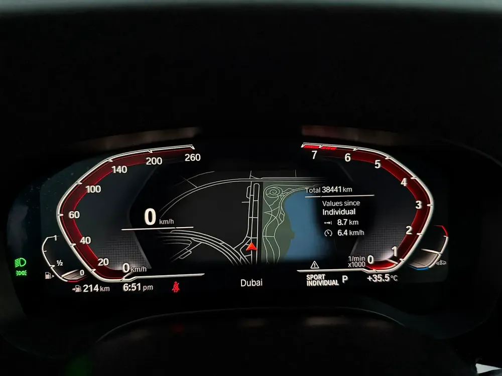 BMW 5-Series 520i 2023 GCC Specs - Pristine Condition - Image 4
