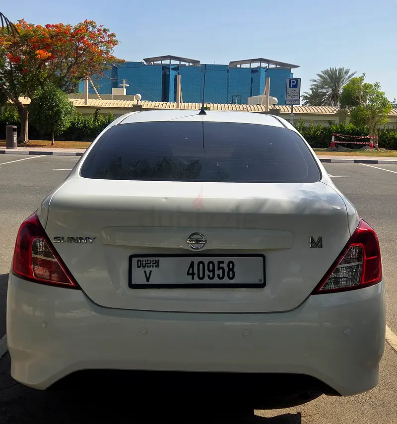Nissan Sunny SV 2021 GCC Specs family used Vehicle in perfect condition - Image 4