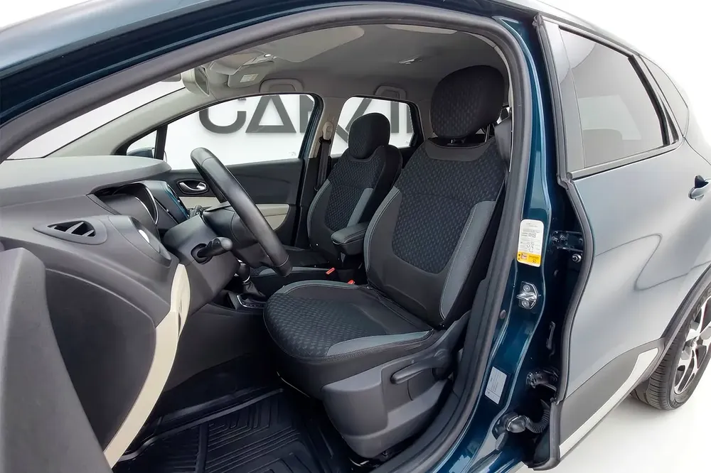Renault Captur LE 2018 l Full Option l AED 784 P.M l 0% Downpayment - Image 11