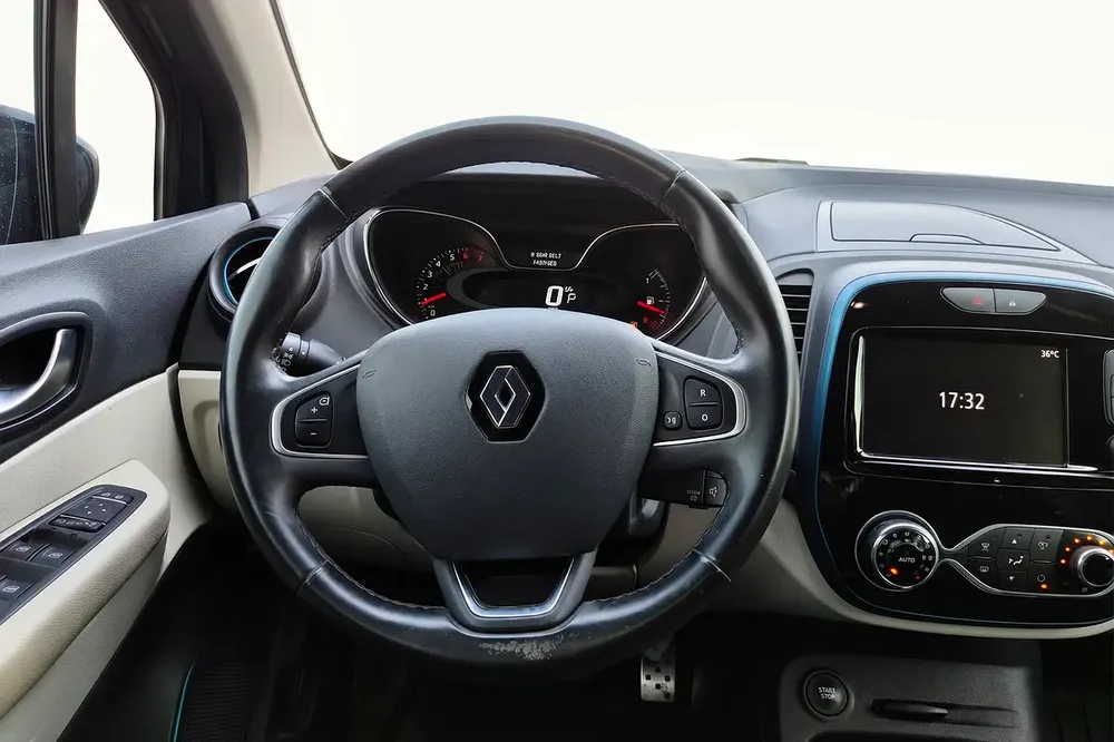 Renault Captur LE 2018 l Full Option l AED 784 P.M l 0% Downpayment - Image 13