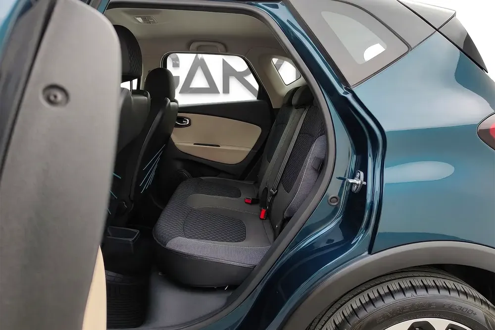 Renault Captur LE 2018 l Full Option l AED 784 P.M l 0% Downpayment - Image 16