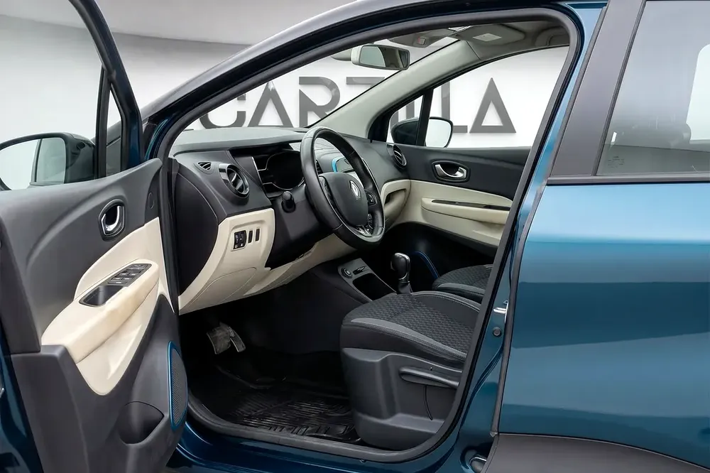 Renault Captur LE 2018 l Full Option l AED 784 P.M l 0% Downpayment - Image 9