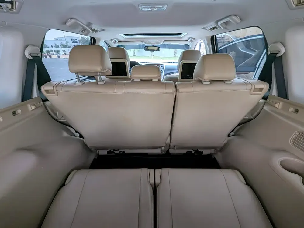 MITSUBISHI MONTERO SPORT 2016 GLS 4WD TOP LINE GCC IN EXCELLENT CONDITION - Image 6