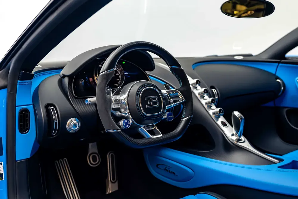 2017 Bugatti Chiron - Image 13