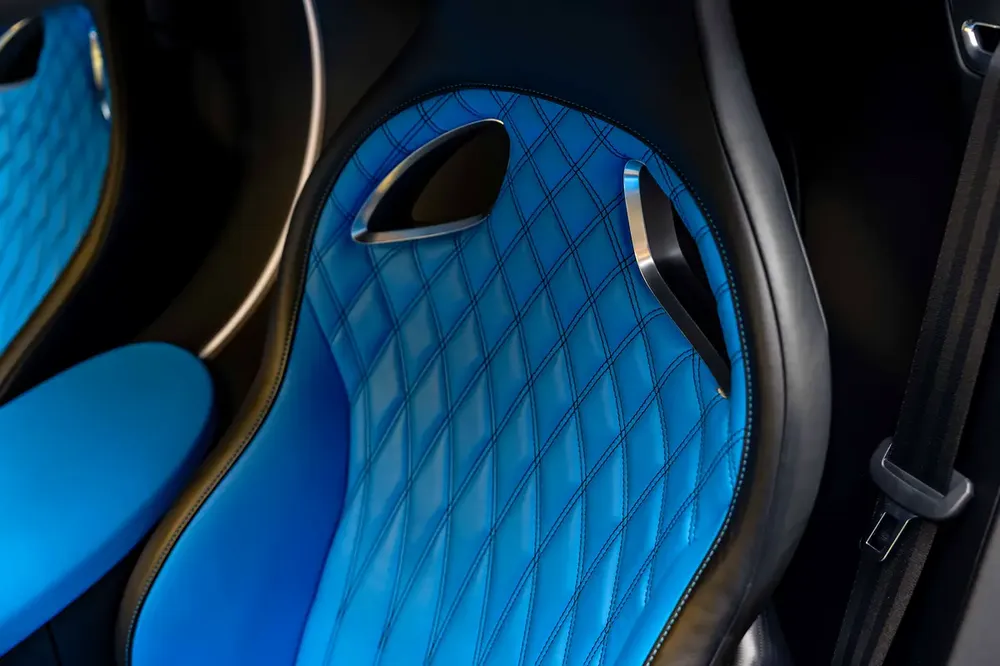 2017 Bugatti Chiron - Image 15