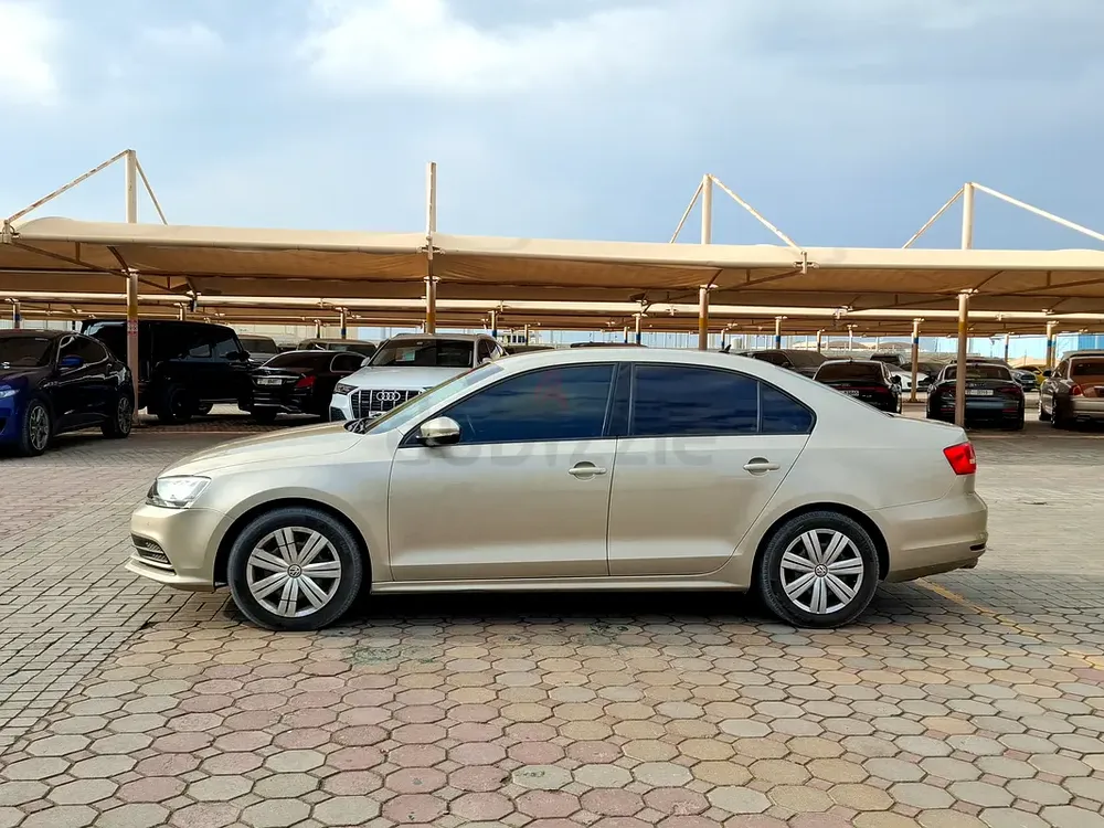 Inspected Car | 2016 Volkswagen Jetta Trendline | GCC Specs | Ref#405466 - Image 5