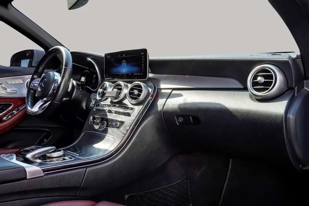 AED 1989/month | 2020 Mercedes-Benz C-Class C200 Coupe | GCC Specs | Ref#387205 - Image 9