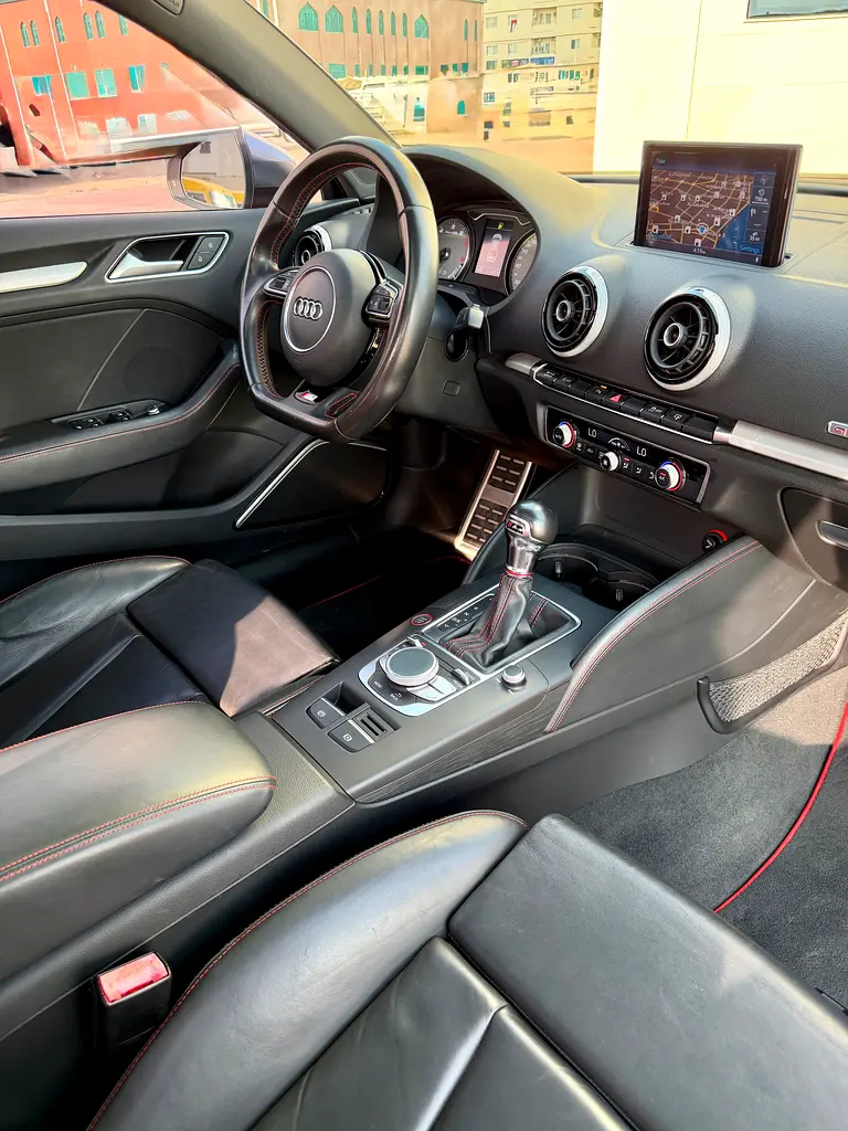 AUDI S3 2016 GCC 164000 KM - Image 17