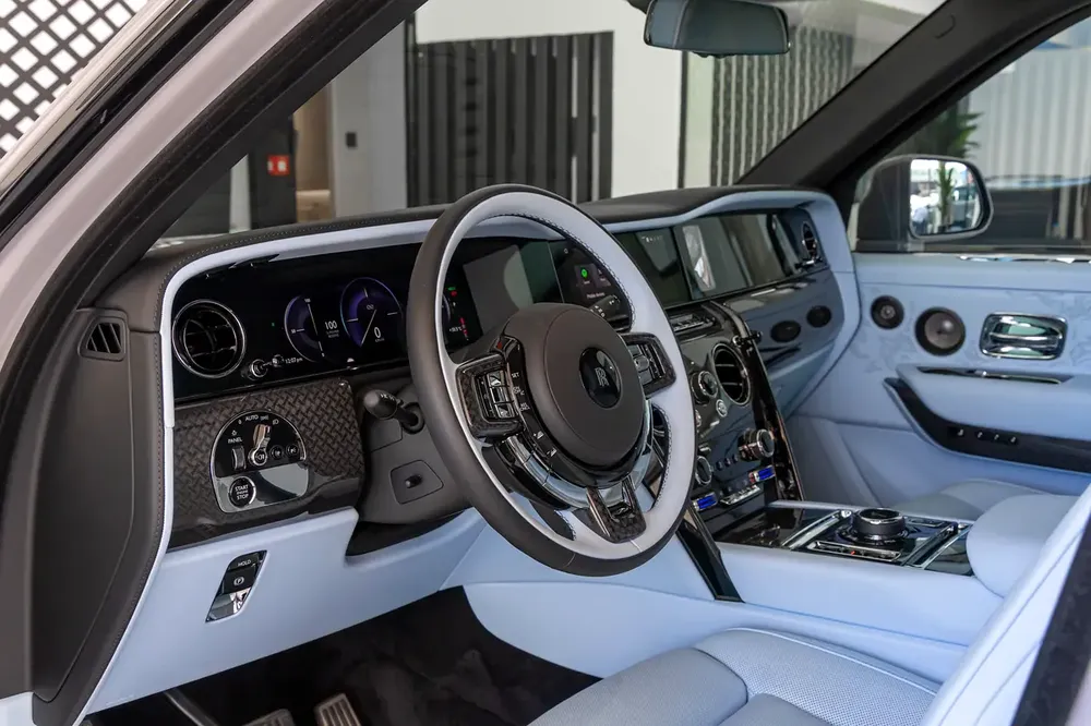 ROLLS-ROYCE CULLINAN | BLACK BADGE | EUROPEAN SPECS | FULL OPTION | BESPOKE SOUND SYSTEM | 2025 - Image 17