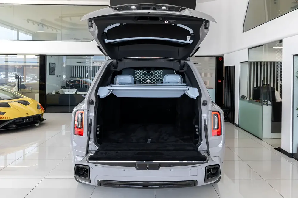 ROLLS-ROYCE CULLINAN | BLACK BADGE | EUROPEAN SPECS | FULL OPTION | BESPOKE SOUND SYSTEM | 2025 - Image 20