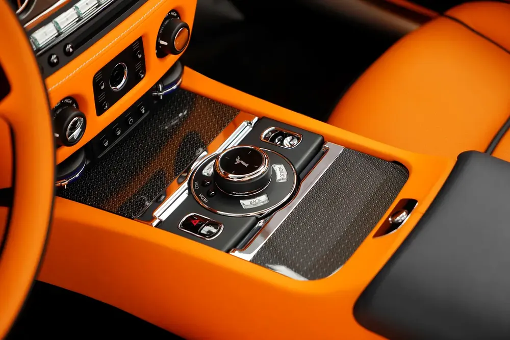 2022 ROLLS ROYCE DAWN BLACK BADGE 4 BUTTON / CONVERTIBLE - Image 10