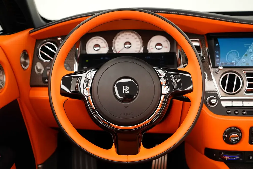 2022 ROLLS ROYCE DAWN BLACK BADGE 4 BUTTON / CONVERTIBLE - Image 9