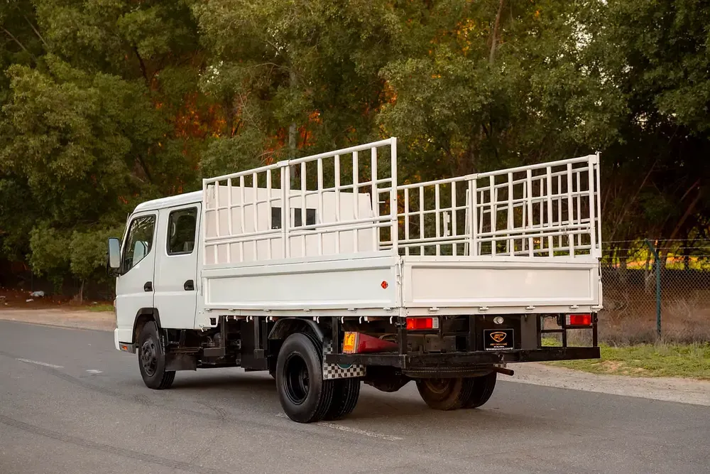 Mitsubishi Canter Double Cabin | Diesel | GCC Specs | Ref#M16419 - Image 4