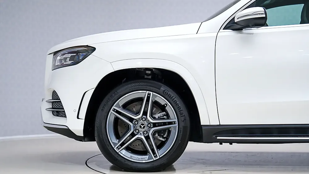 GLS 580 AMG Line | AED 4,547 PM |  Up to 3 Years Warranty Unlimited - Image 11