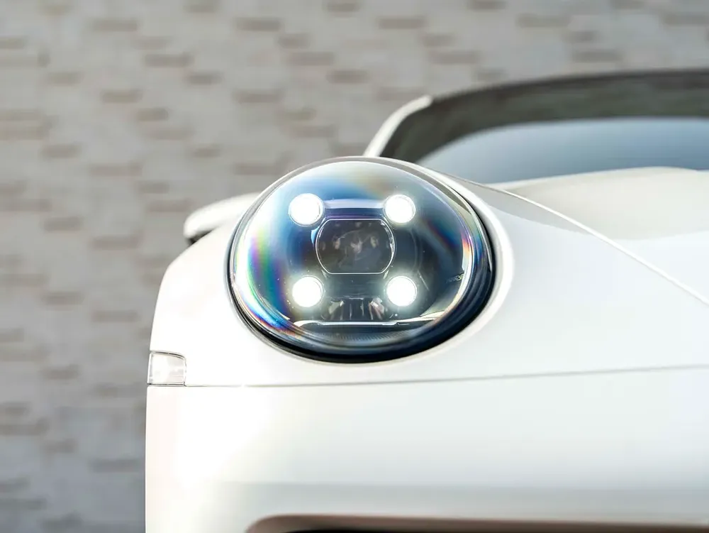 0% DOWN | WARRANTY - SERVICE HISTORY | RAMADAN ALL-INCLUSIVE | 911 CARRERA COUPE (992.2) - Image 7