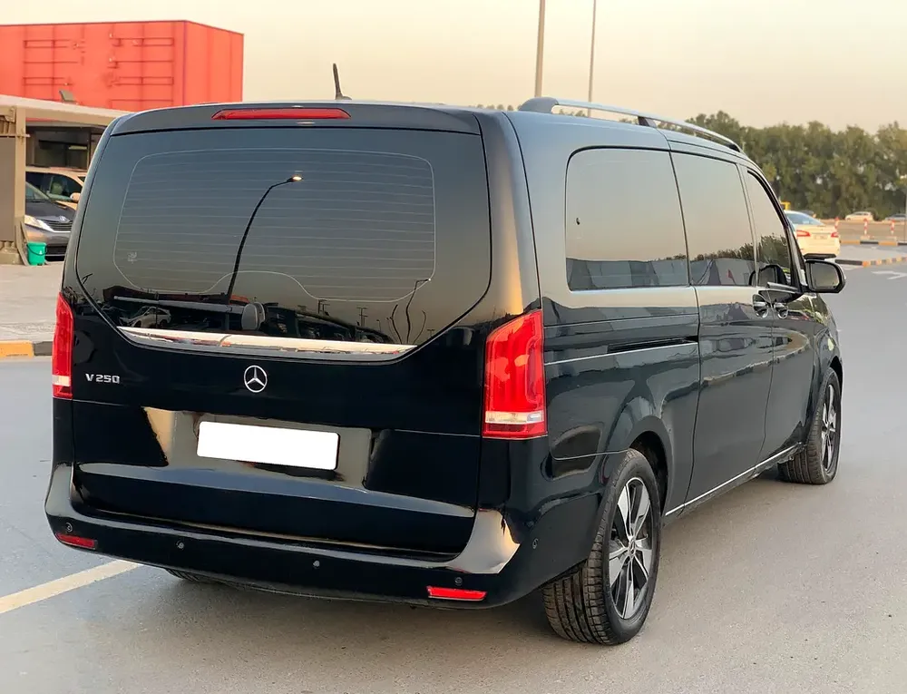 Mercedes-Benz V250 | Model 2020 | 6 Seater | GCC Specs - Image 5