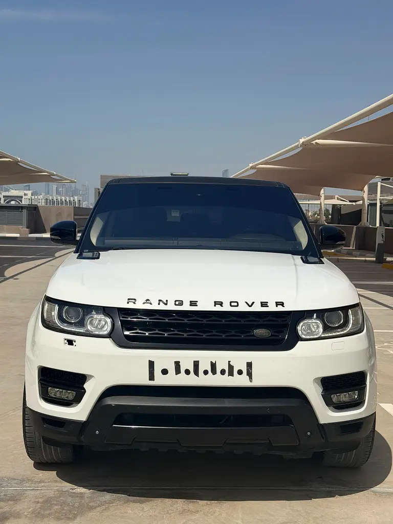 Land Rover Range Rover Sport V8 Supercharged 2014 - GCC Specs - Mint condition - Super clean - Image 5