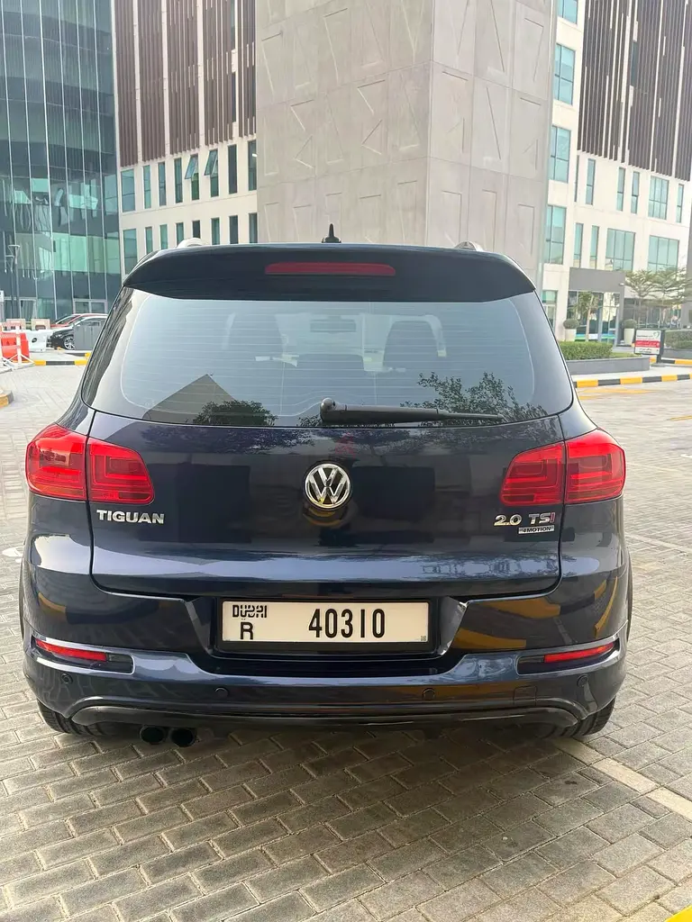 Volkswagen Tiguan 2013 | GCC Specs | Reliable Family 5-Seater - Image 12
