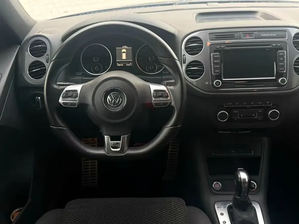 Volkswagen Tiguan 2013 | GCC Specs | Reliable Family 5-Seater - Image 14