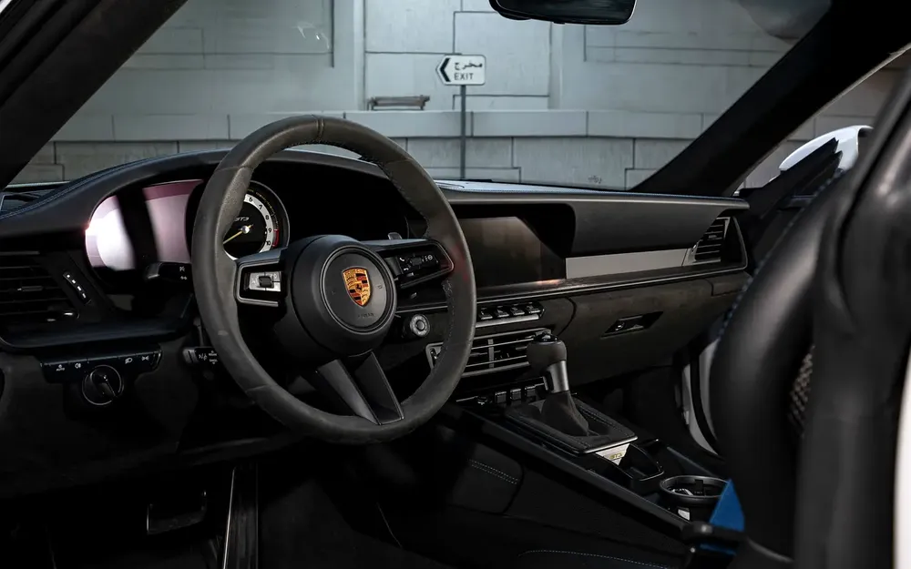 New condition and lowest in market 911 GT3 - Image 10