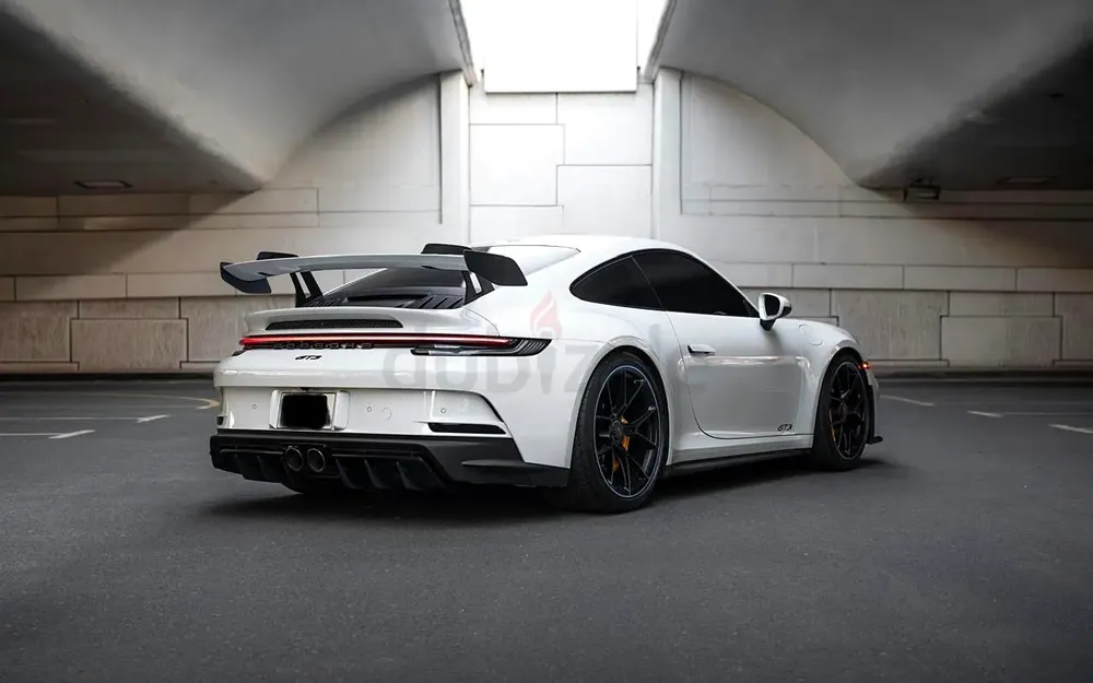 New condition and lowest in market 911 GT3 - Image 14