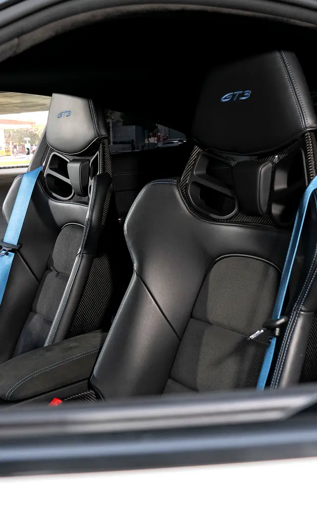 New condition and lowest in market 911 GT3 - Image 8