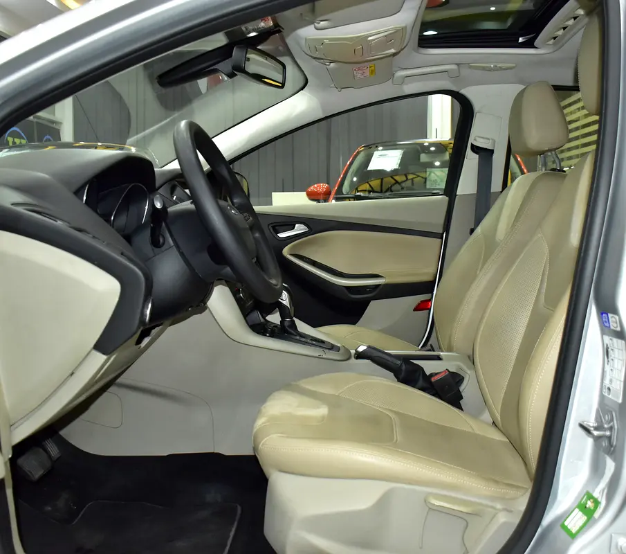 EXCELLENT DEAL for our Ford Focus ( 2018 Model ) in Silver Color GCC Specs - Image 10