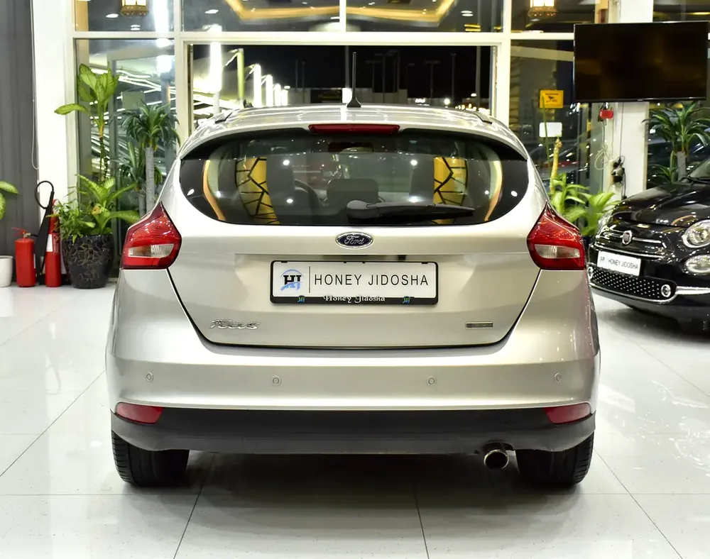 EXCELLENT DEAL for our Ford Focus ( 2018 Model ) in Silver Color GCC Specs - Image 5