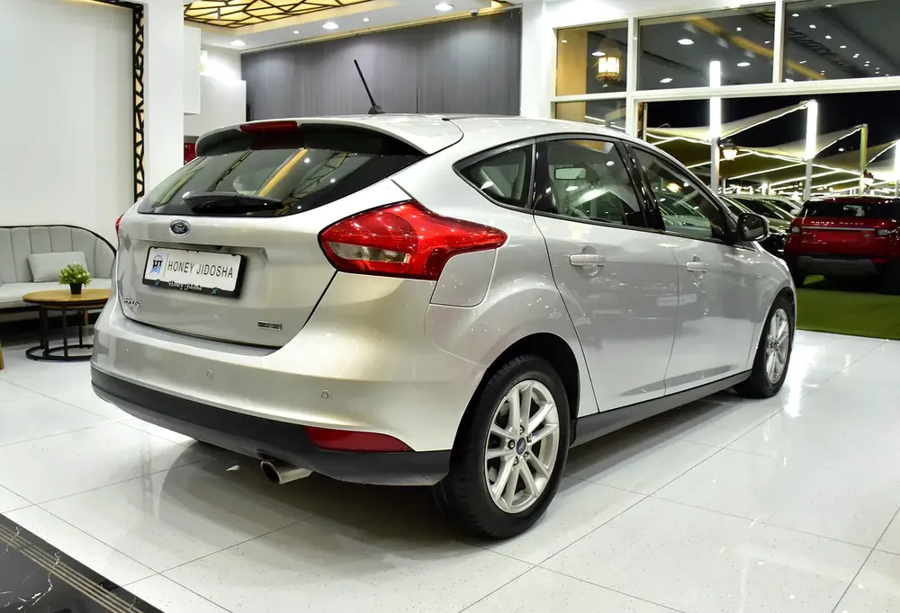 EXCELLENT DEAL for our Ford Focus ( 2018 Model ) in Silver Color GCC Specs - Image 6