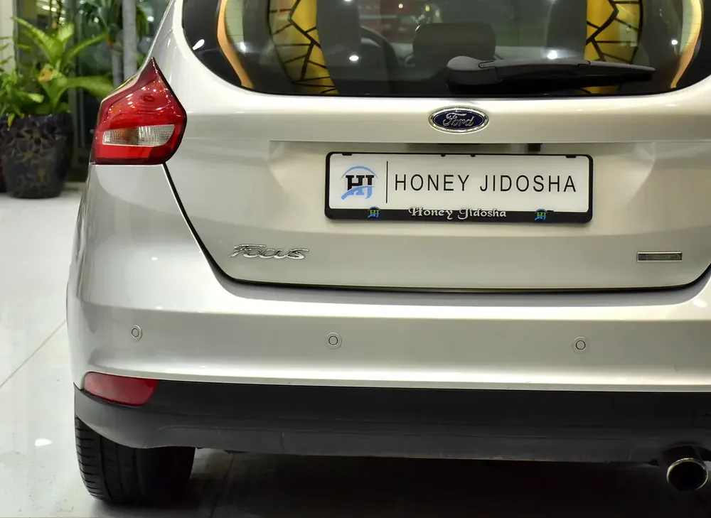 EXCELLENT DEAL for our Ford Focus ( 2018 Model ) in Silver Color GCC Specs - Image 8