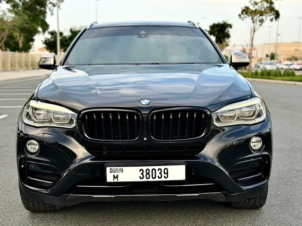 BMW X6 xDrive 50i Luxury / GCC Specs / Direct Owner / Agency Maintained - Image 11