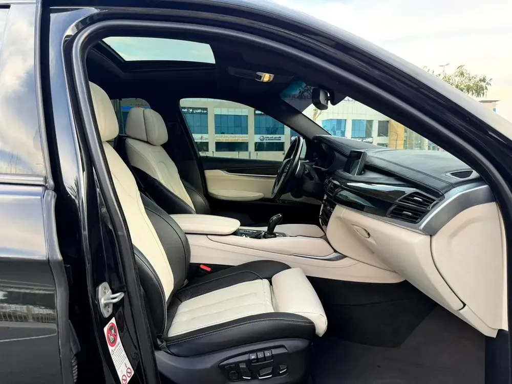 BMW X6 xDrive 50i Luxury / GCC Specs / Direct Owner / Agency Maintained - Image 14
