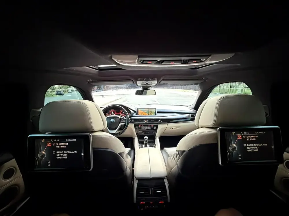 BMW X6 xDrive 50i Luxury / GCC Specs / Direct Owner / Agency Maintained - Image 16
