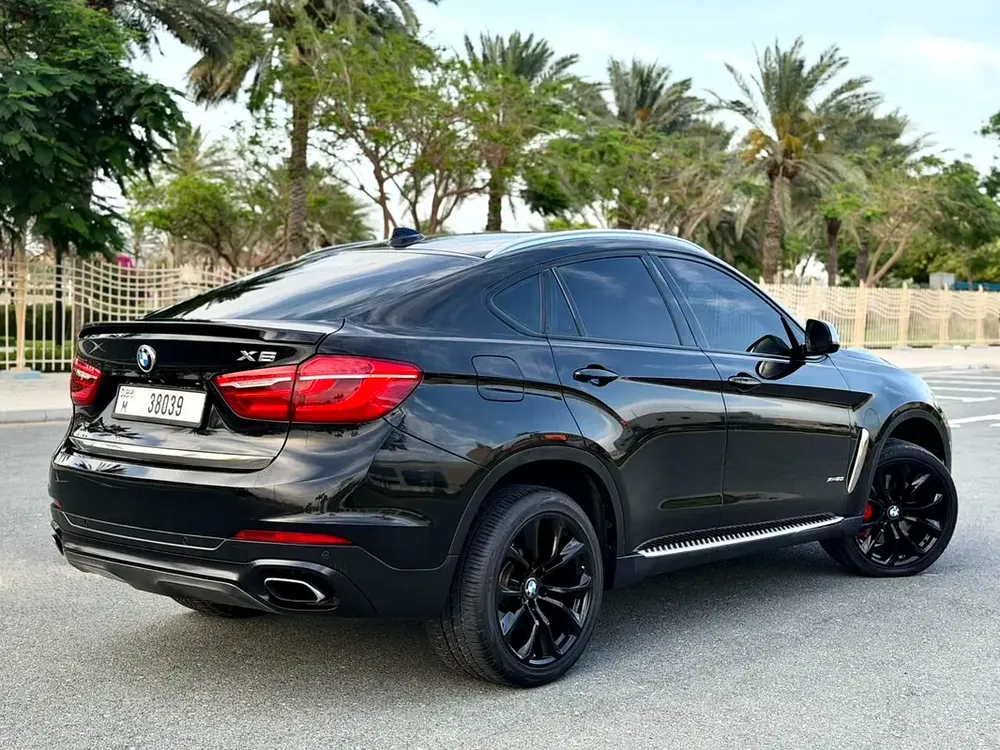 BMW X6 xDrive 50i Luxury / GCC Specs / Direct Owner / Agency Maintained - Image 5